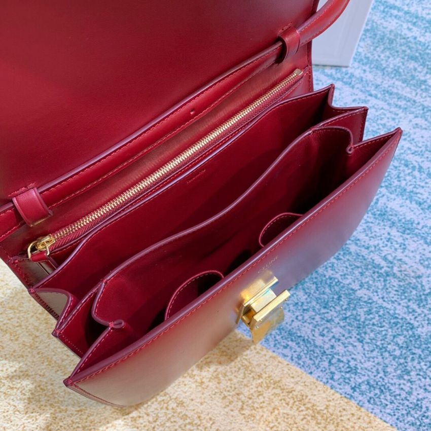 Ce1i*e Classic Box calfskin Shoulder Bag