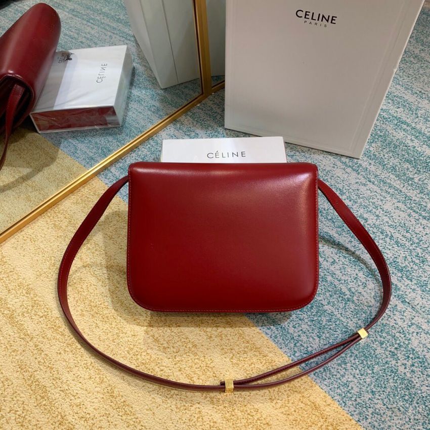 Ce1i*e Classic Box calfskin Shoulder Bag