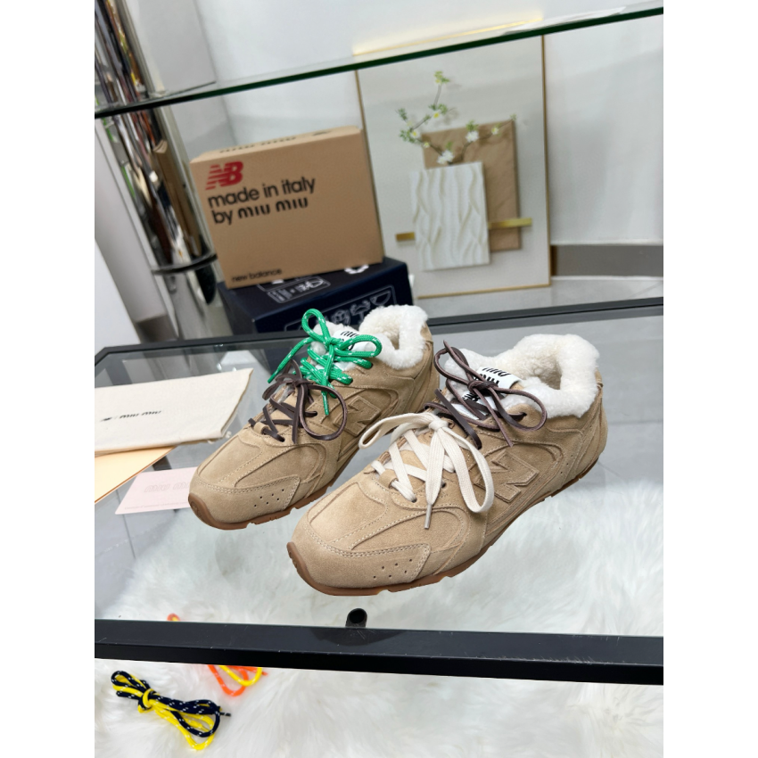 New Balance X Miu Miu Sneaker