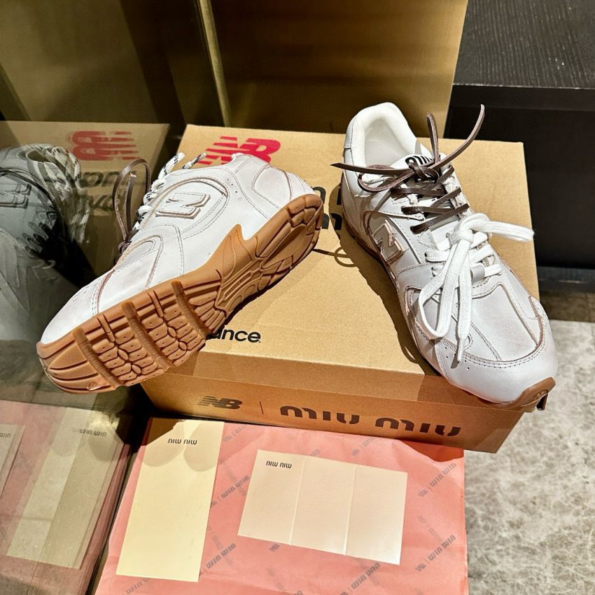 New Balance X Miu Miu Sneaker