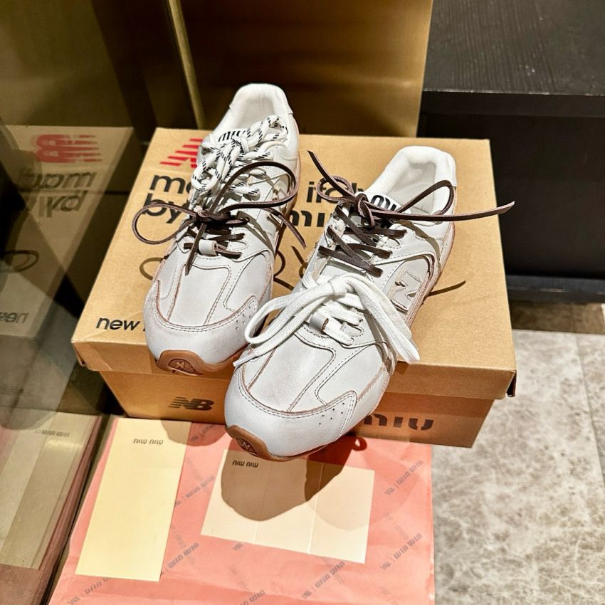 New Balance X Miu Miu Sneaker