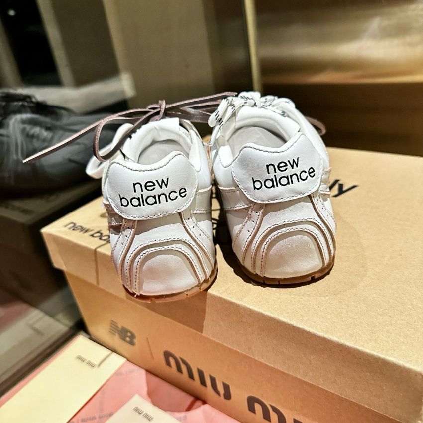 New Balance X Miu Miu Sneaker