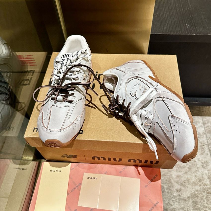 New Balance X Miu Miu Sneaker