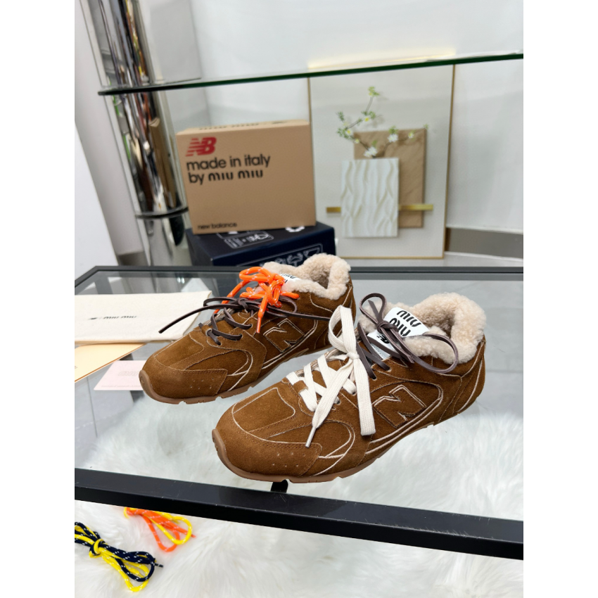 New Balance X Miu Miu Sneaker