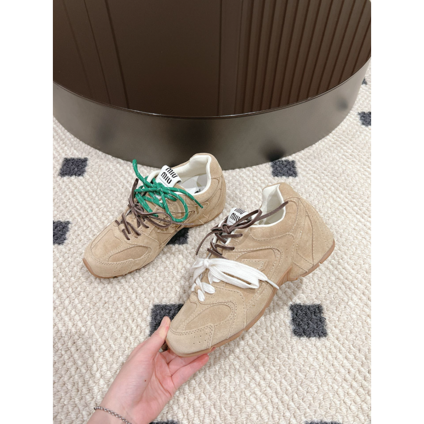 New Balance X Miu Miu Sneaker
