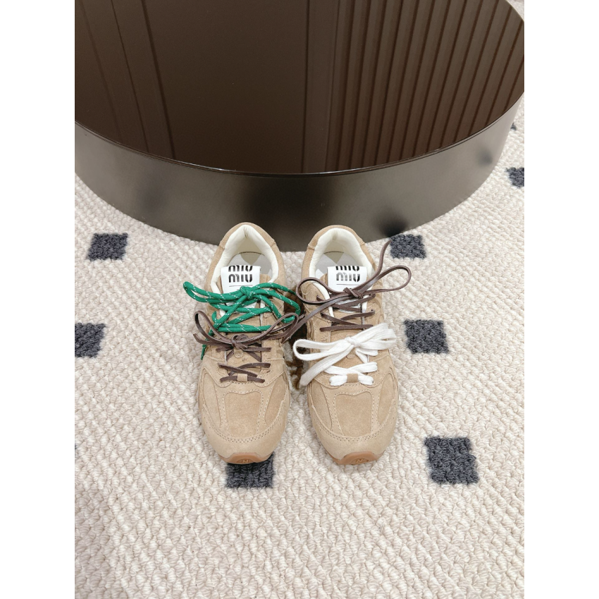 New Balance X Miu Miu Sneaker