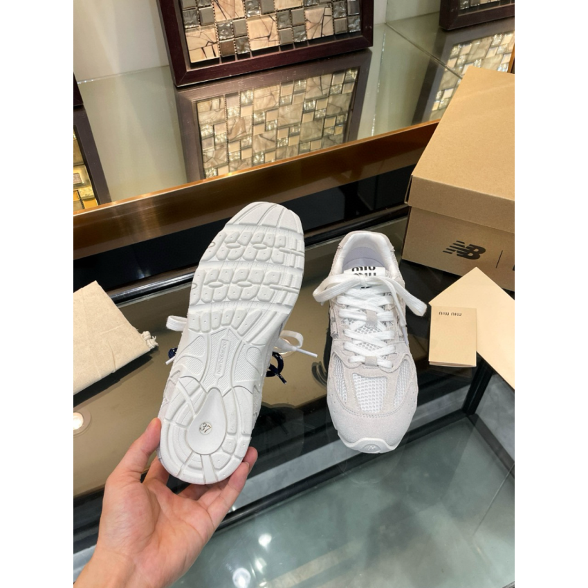 New Balance X Miu Miu Sneaker