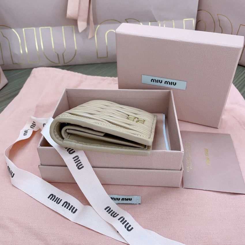 Miu miu Small matelassé nappa leather wallet