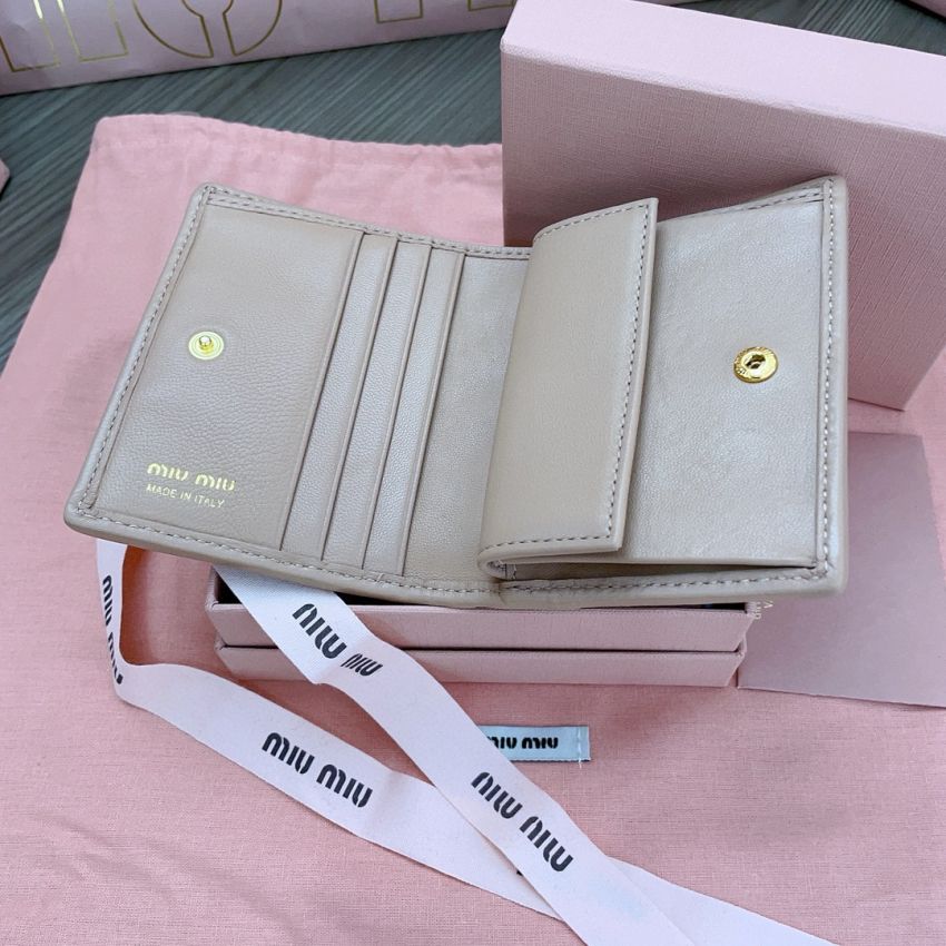 Miu miu Small matelassé nappa leather wallet