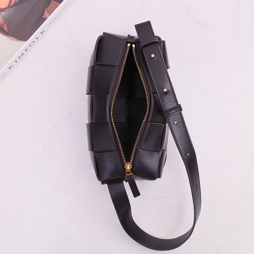 B0tt*ga Ven*ta Small Brick Cassette Shoulder Bag
