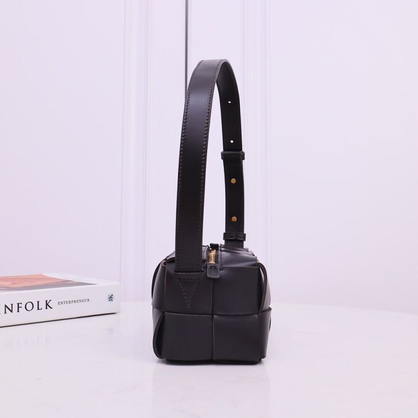 B0tt*ga Ven*ta Small Brick Cassette Shoulder Bag