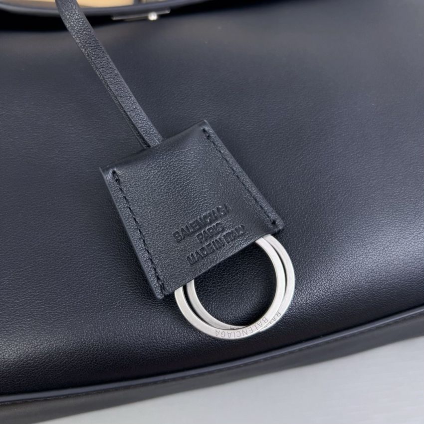 Ba1en*iaga Rodeo Small Handbag- Black
