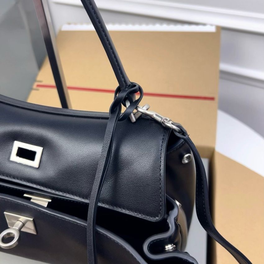 Ba1en*iaga Rodeo Small Handbag- Black