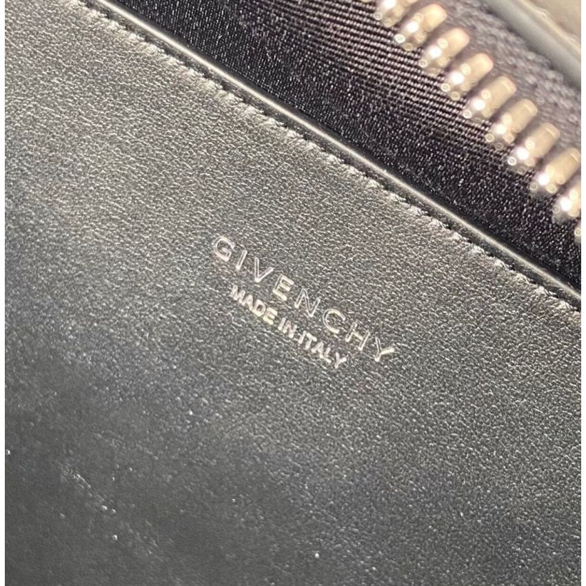 Givenchy Antigona Lock Soft Tote