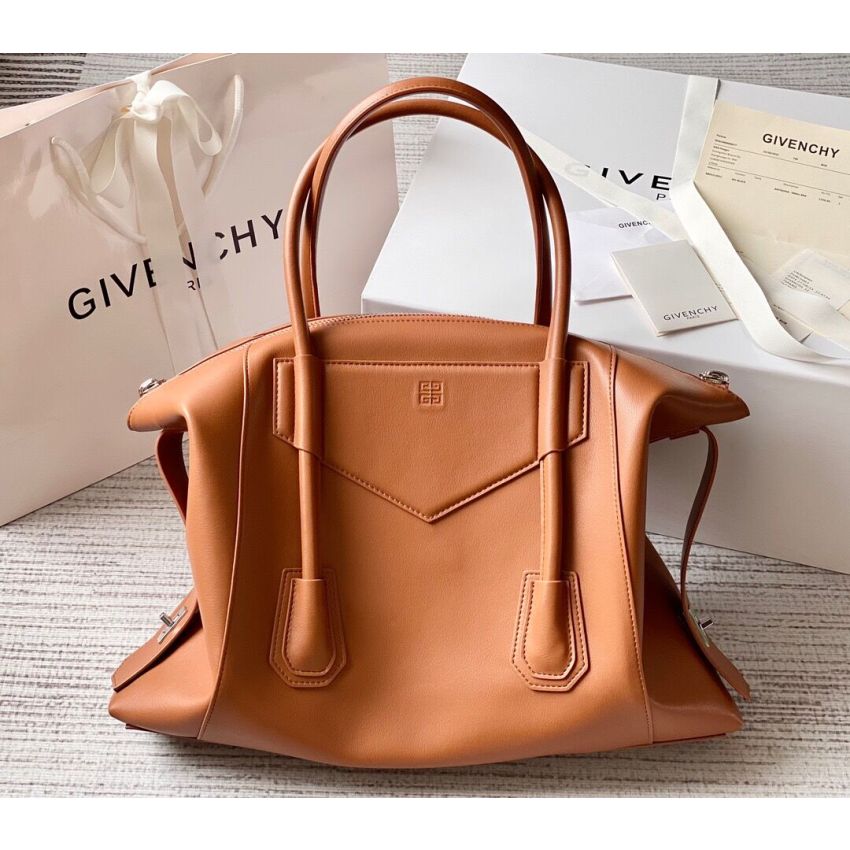 Givenchy Antigona Lock Soft Tote