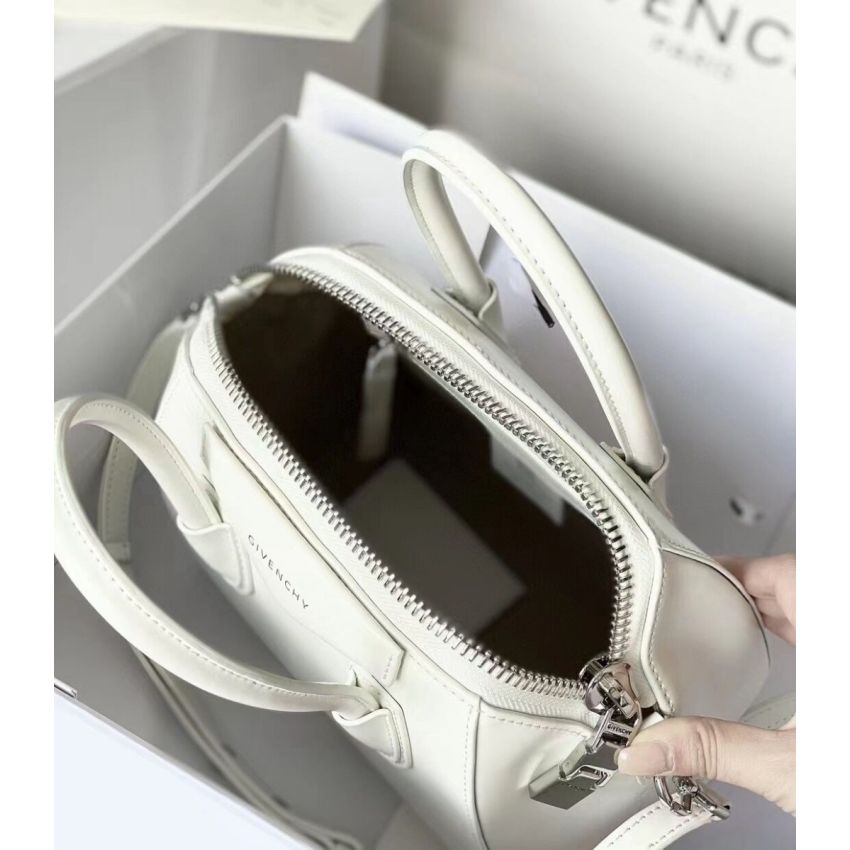 Givenchy Small Antigona Tote
