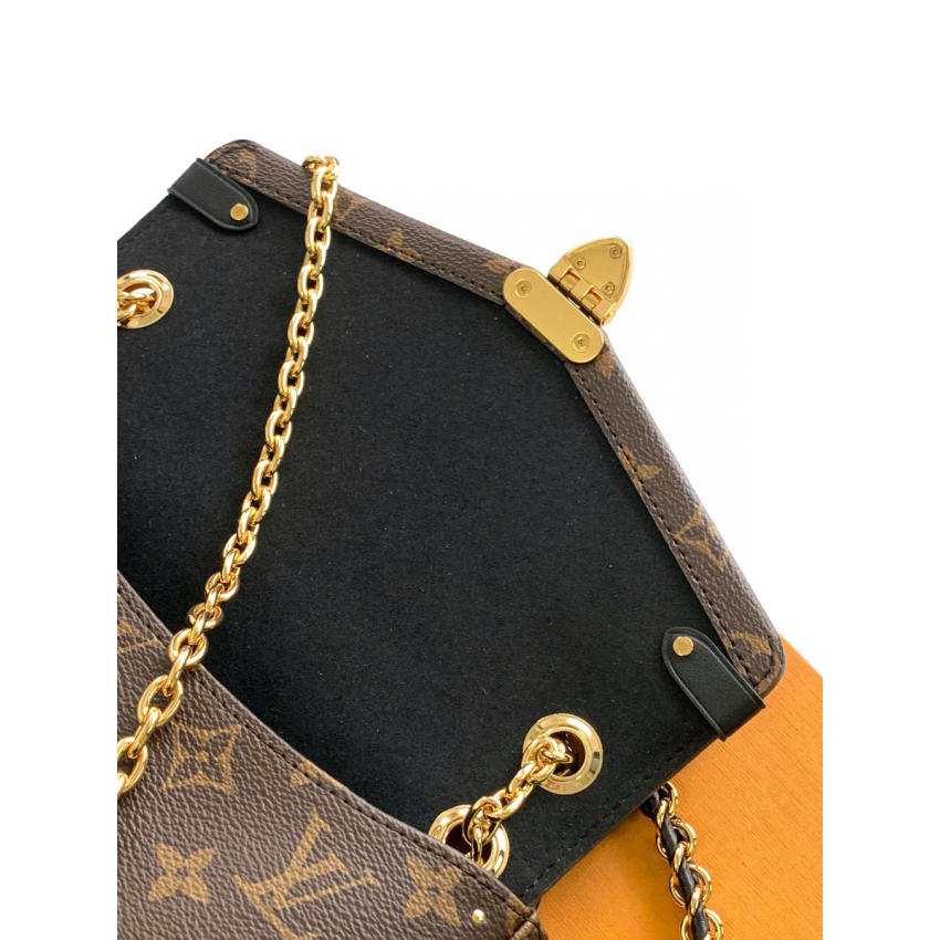 M14526 SS25 Collection Trunkie