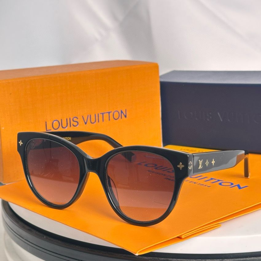 Z1526 My Monogram Round Sunglasses